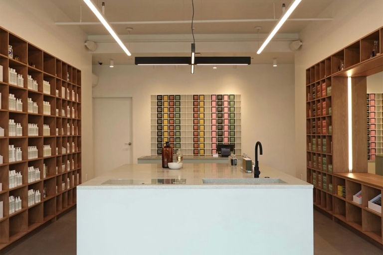 Welcome to our newest apothecary on Abbot Kinney Blvd.