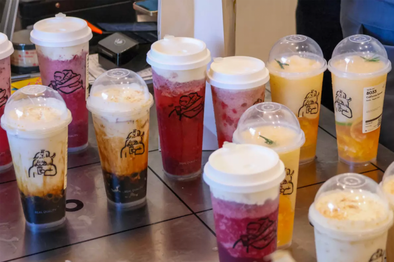China’s trendiest tea store opens first L.A. location (yes, there’s a line for Cheese Grape Boom)